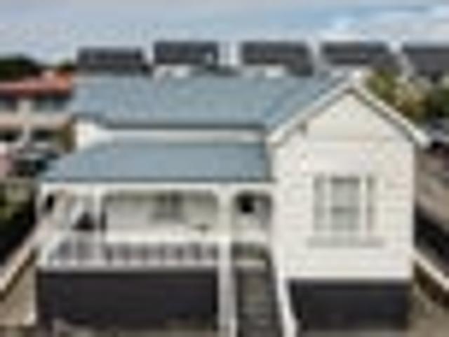 House for sale in Blockhouse Bay