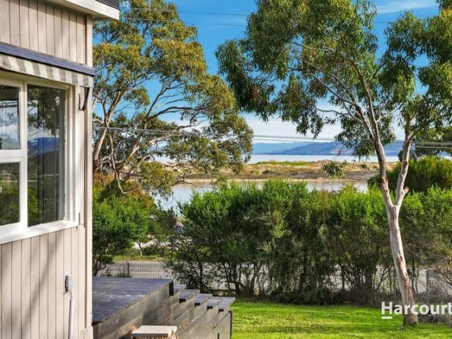 House for sale in Lewisham, Tasmania
