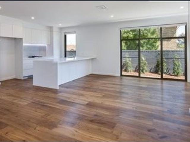 Townhouse for rent in Camerons Creek, Victoria