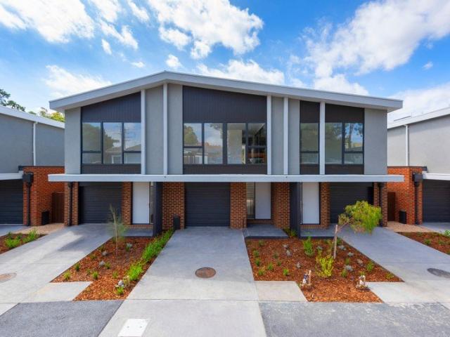 Townhouse for rent in Camerons Creek, Victoria