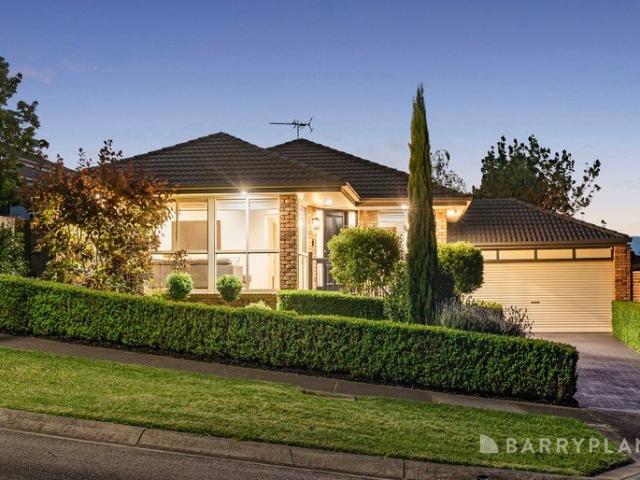 House for sale in Lakeview Heights, Melbourne