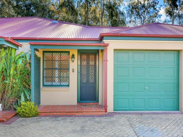 Villa for sale in Sydney, New South Wales