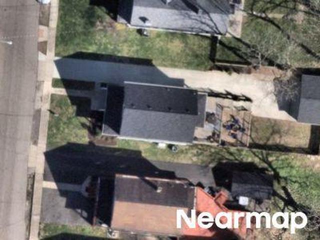 House for sale in Roselawn, Ohio