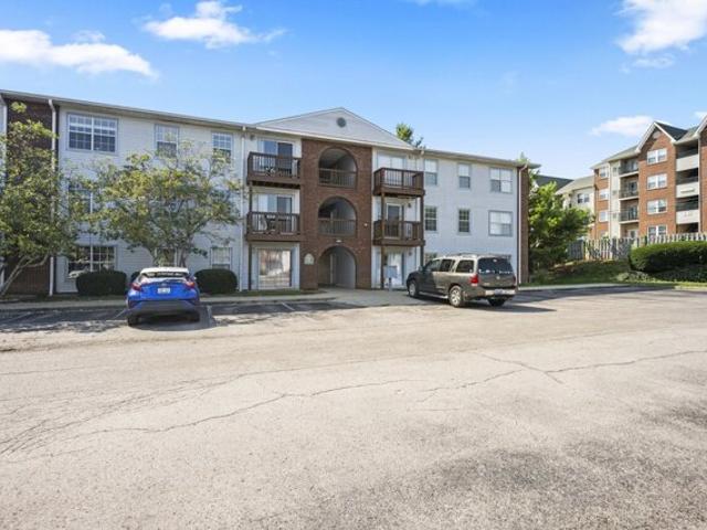 Condo for sale in Lexington