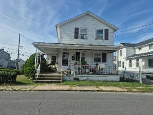 House for sale in Blakely, Pennsylvania
