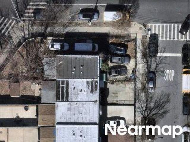 House for sale in Bronx House for sale in Bronx