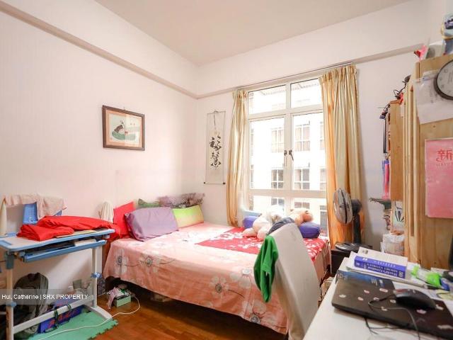 Apartment for sale in Macpherson