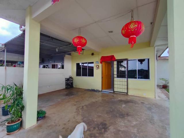 Terraced House for sale in Kuching