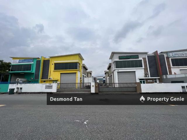 Warehouse for rent in Sendayan Village, Negeri Sembilan