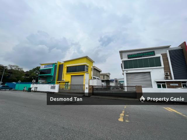 Warehouse for rent in Sendayan Village, Negeri Sembilan