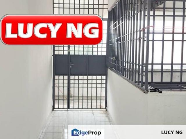 Condominium for sale in Bukit Dumbar