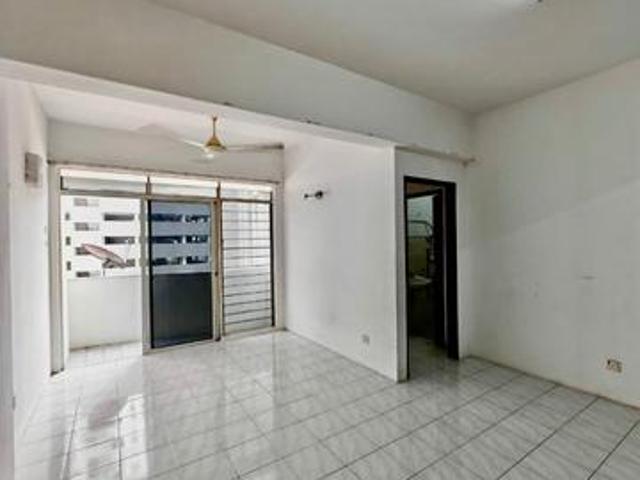Apartment for sale in Timur Laut, George Town