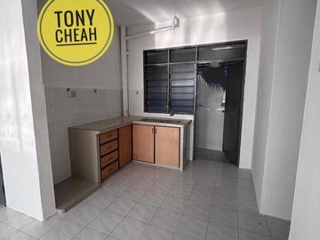 Apartment for sale in Timur Laut, George Town