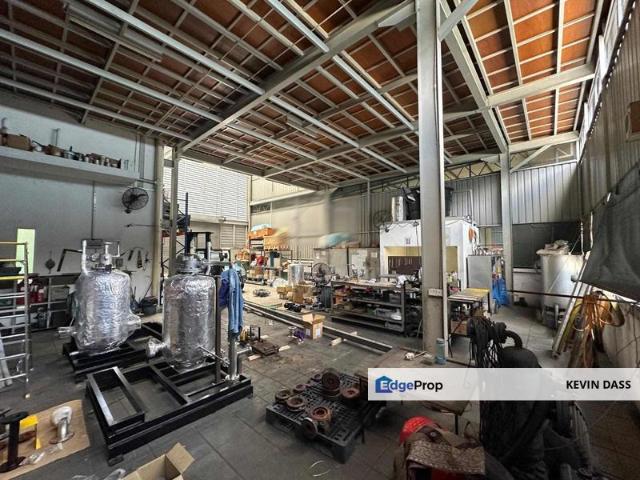 Warehouse for sale in Tanjong Sepat, Selangor