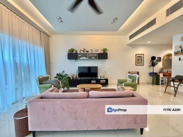 Condominium for sale in Petaling, Country Heights Damansara