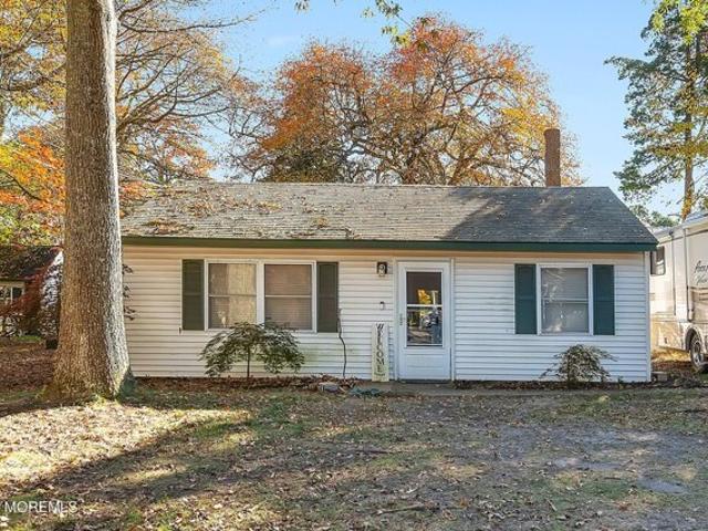 House for sale in Lanoka Harbor, New Jersey