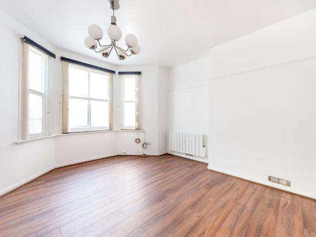 Studio for rent in London Borough of Hammersmith and Fulham, Greater London
