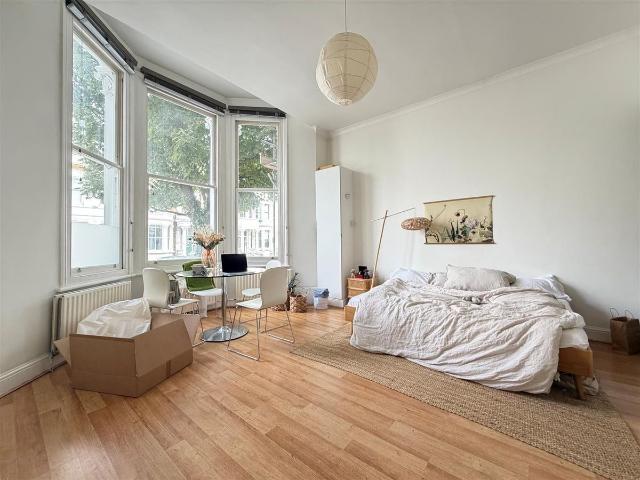 Studio for rent in London Borough of Hammersmith and Fulham, Greater London
