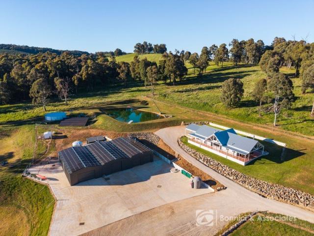 Cottage for sale in Stanley, Shire of Indigo