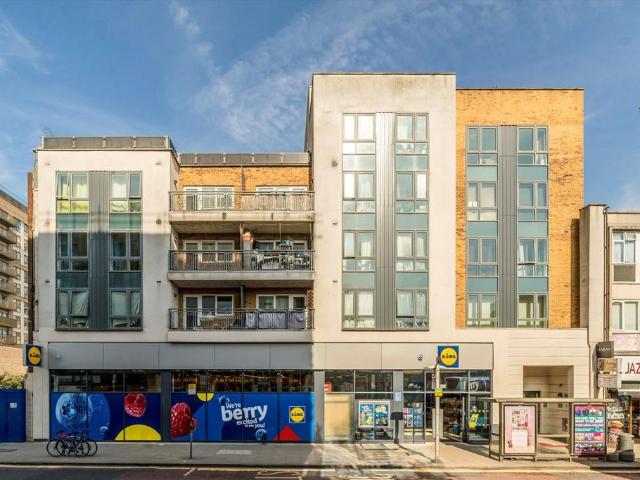 Apartment for rent in West Ealing, Greater London