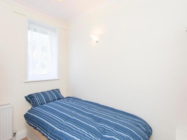 Room for rent in Shepherd's Bush, Greater London