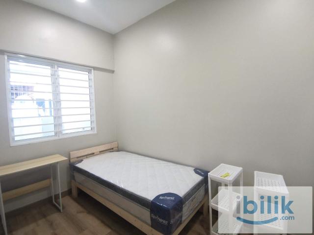 Room for rent in PJS 8, Petaling Jaya