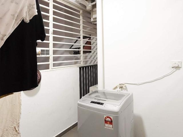 Room for rent in Petaling, Alam Impian
