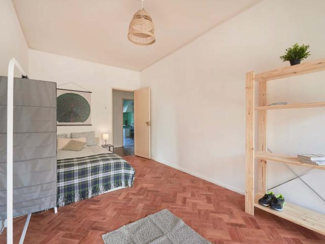 Quarto alugar em São Francisco Xavier, Lisboa