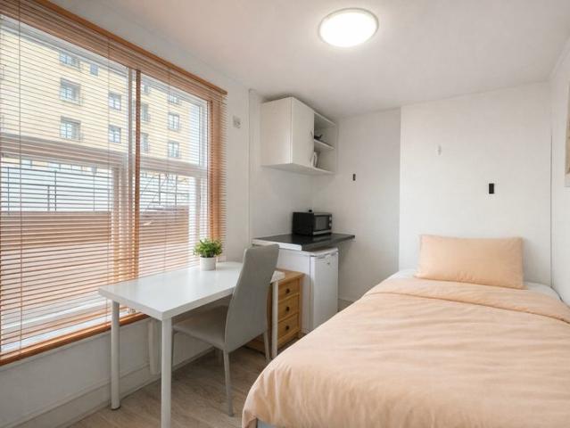 Apartment for rent in South Kensington, Isle Of Man