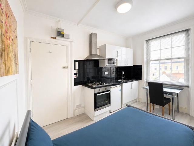Apartment for rent in Chelsea, Greater London
