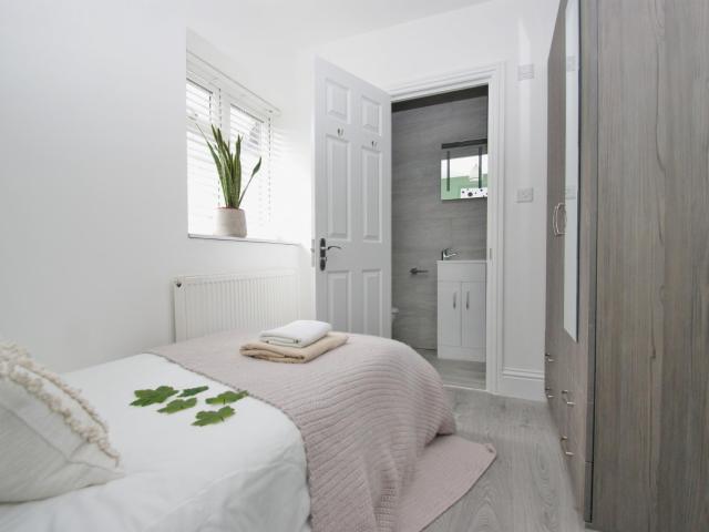 Room for rent in London Borough of Ealing, Greater London