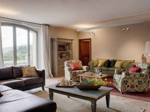 Villa Indipendente in affitto a Sant'Erminio, Cenerente