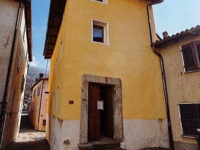 Einfamilienhaus kaufen in Caneggio, Tessin