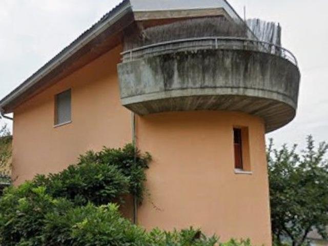 Einfamilienhaus kaufen in Aldesago, Tessin