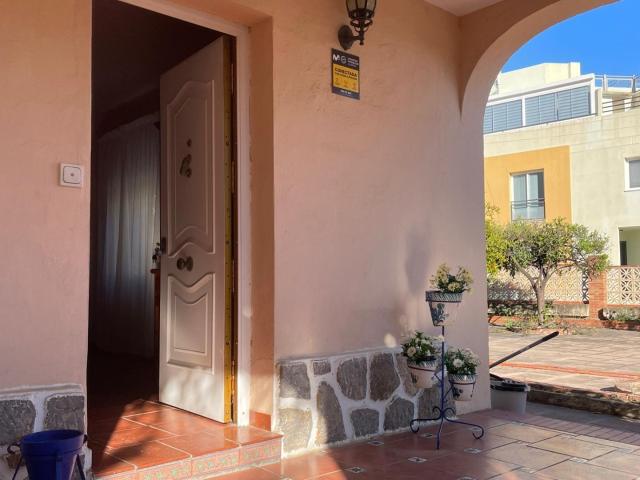 Casa en alquiler en Torre de Benagalbón, La Axarquía