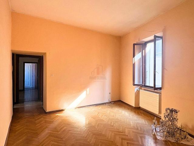 Einfamilienhaus kaufen in Mendrisio, Tessin
