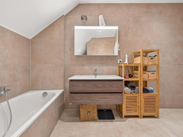 Einfamilienhaus mieten in La Conversion, Lutry