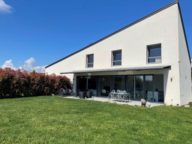 Einfamilienhaus kaufen in Denens, Waadt