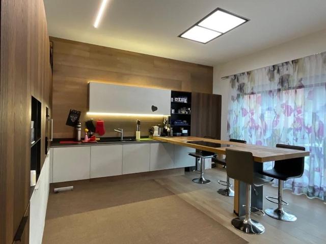 Einfamilienhaus kaufen in Novazzano, Tessin