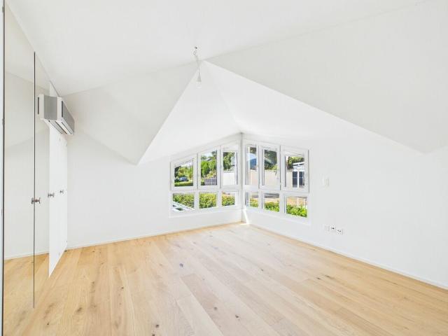 Einfamilienhaus kaufen in Therwil, Basel-Landschaft