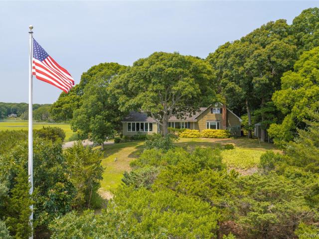 House for sale in Peconic, Town of Southold