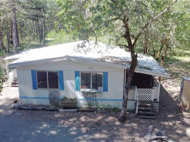 House for sale in Cave Junction