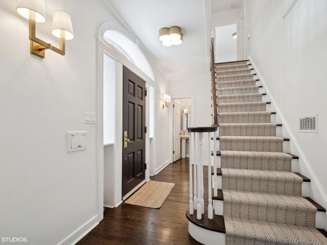 House for sale in Evanston