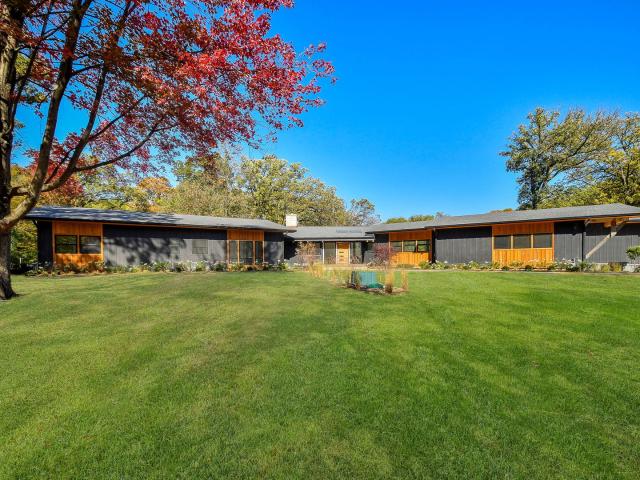 House for sale in Bartlett, Illinois