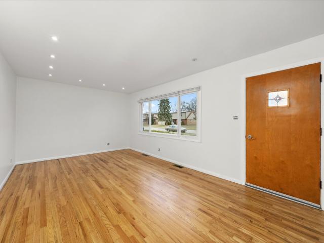 House for sale in Bridgeview, Illinois