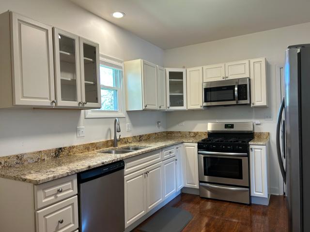 House for sale in Great Lakes, Illinois