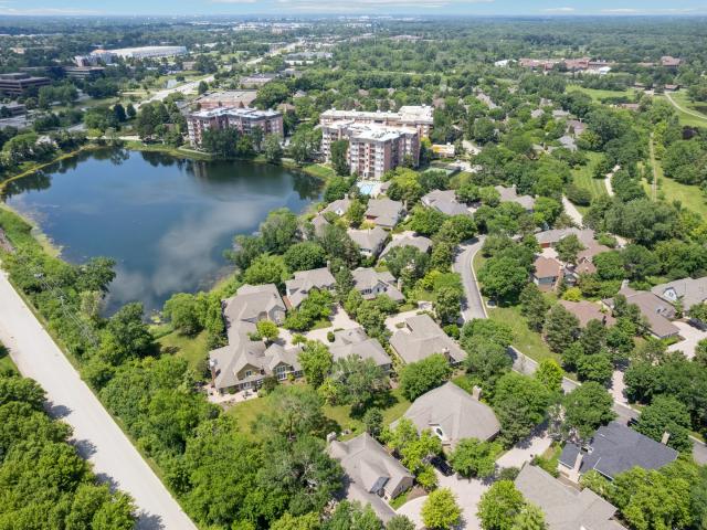 House for sale in Lincolnshire, Illinois