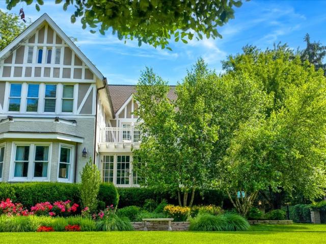 House for sale in Kenilworth, Illinois