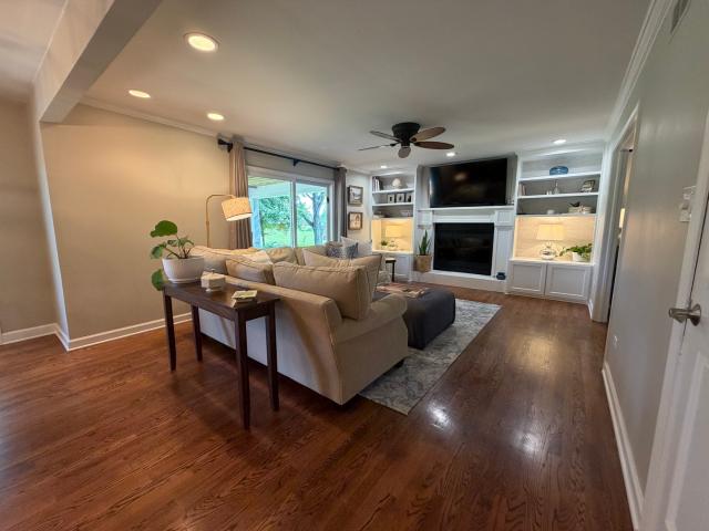 House for sale in Lisle, Illinois