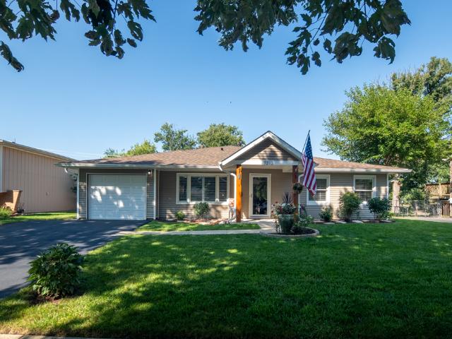 House for sale in Woodridge, Illinois